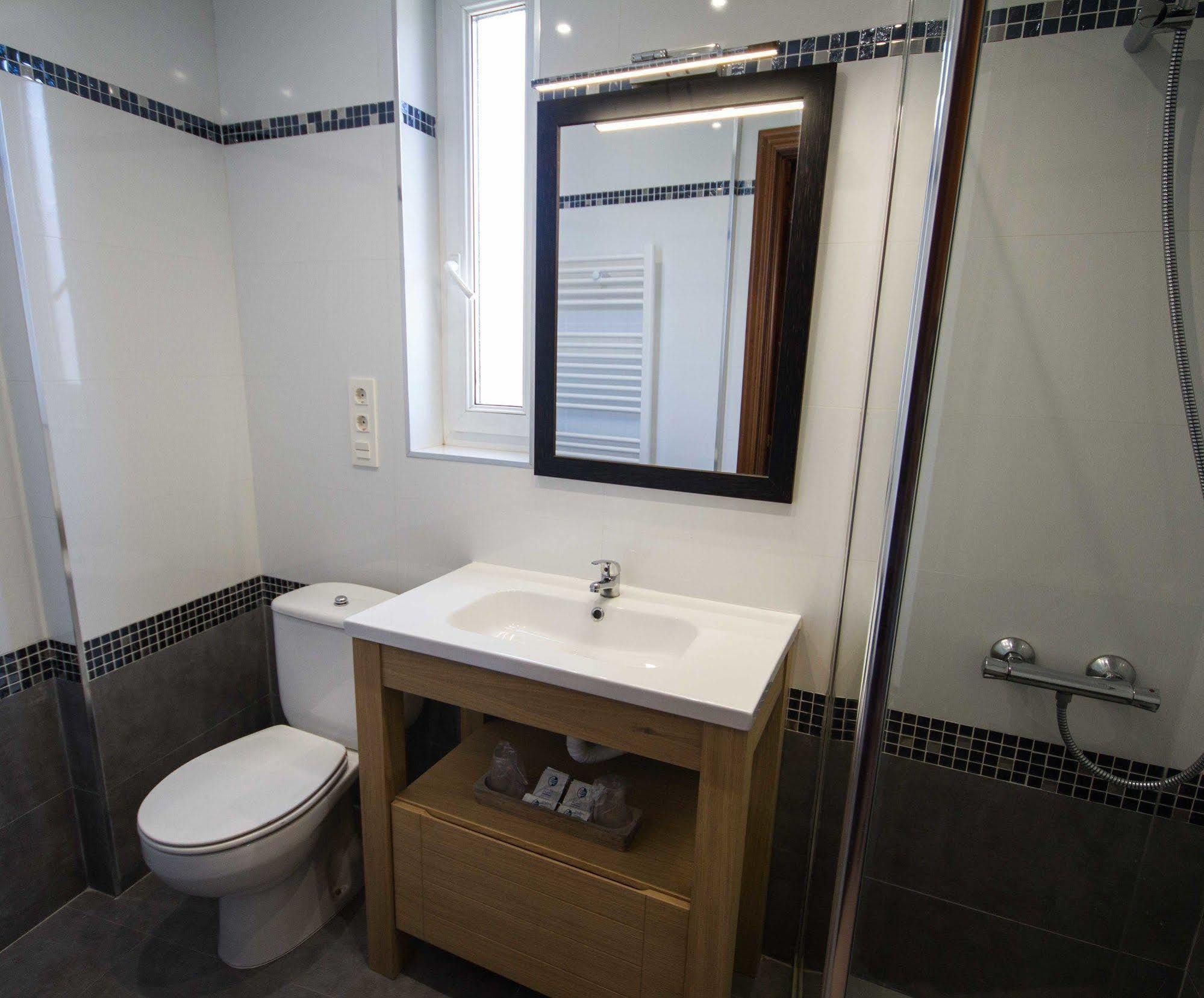 Hotel Ria De Bilbao Ngoại thất bức ảnh