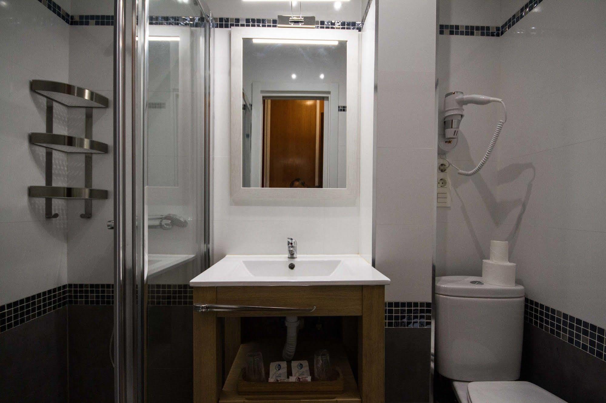 Hotel Ria De Bilbao Ngoại thất bức ảnh