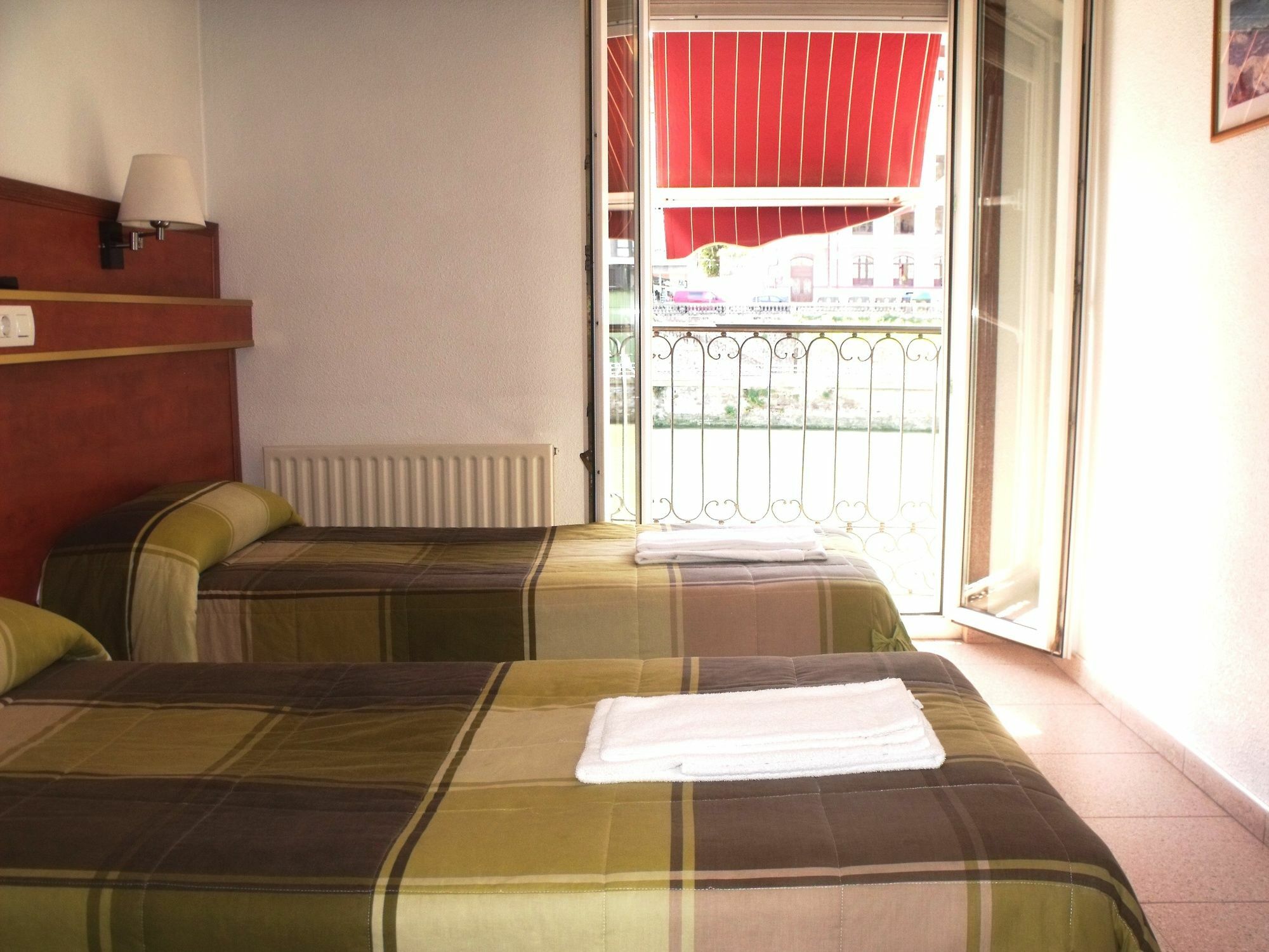 Hotel Ria De Bilbao Ngoại thất bức ảnh